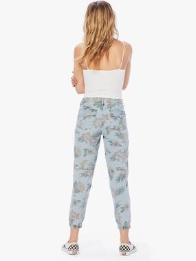 MOTHER The misfit Floral Jeans Fresh Cut Chambray size 29 Like New